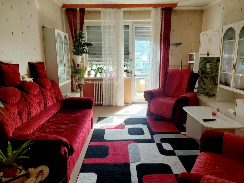 Eladó Téglalakás, Tatabánya, 54nm, 43200000 Ft