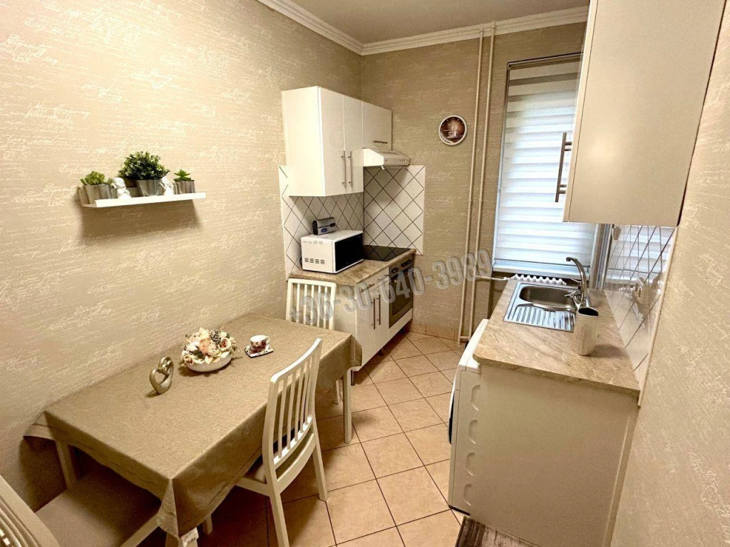 Eladó Téglalakás, Tatabánya, 37nm, 38990000 Ft