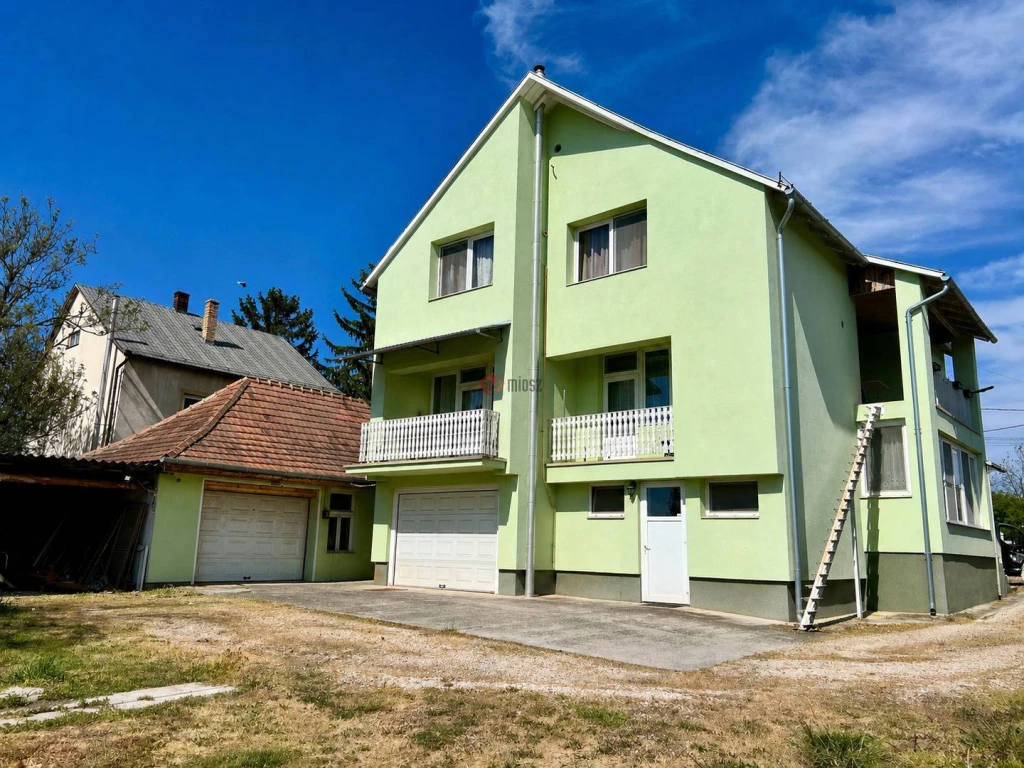 c3-1-name c2-1-name, Polgárdi, Nincs megadva, Eötvös utca