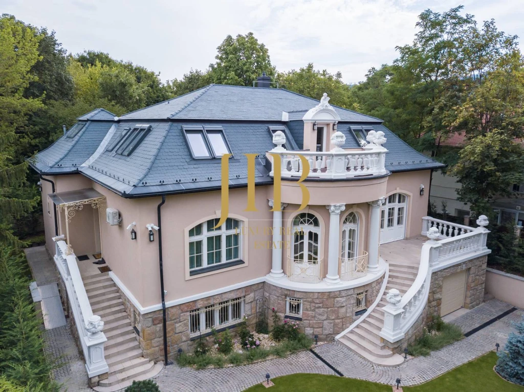 Eladó Villa, kastély, Budapest II. kerület, Adyliget - II/A, 450nm, 1300000000 Ft