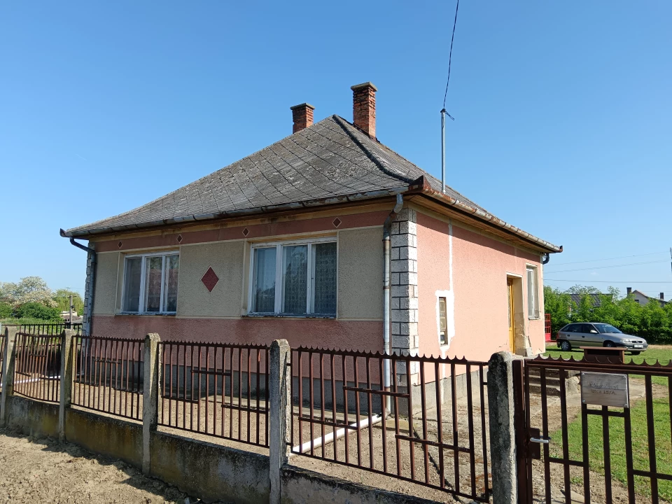 For sale house, Berettyóújfalu, Kosztolányi utca