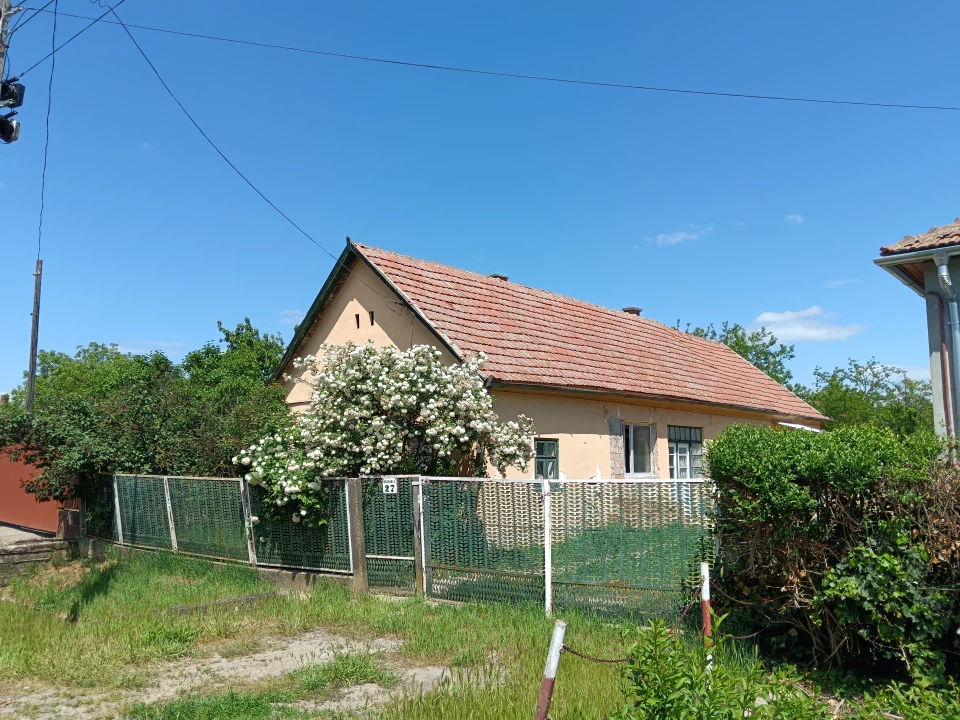 Eladó családi ház, Berettyóújfalu