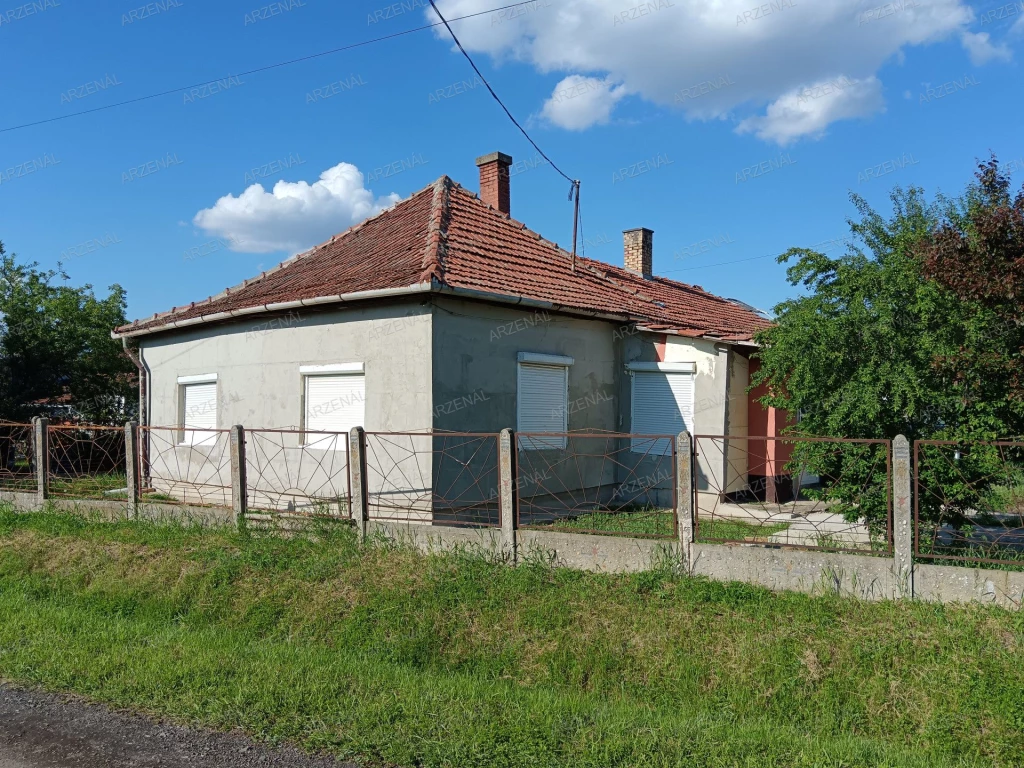 Eladó családi ház, Berettyóújfalu, Tinódi