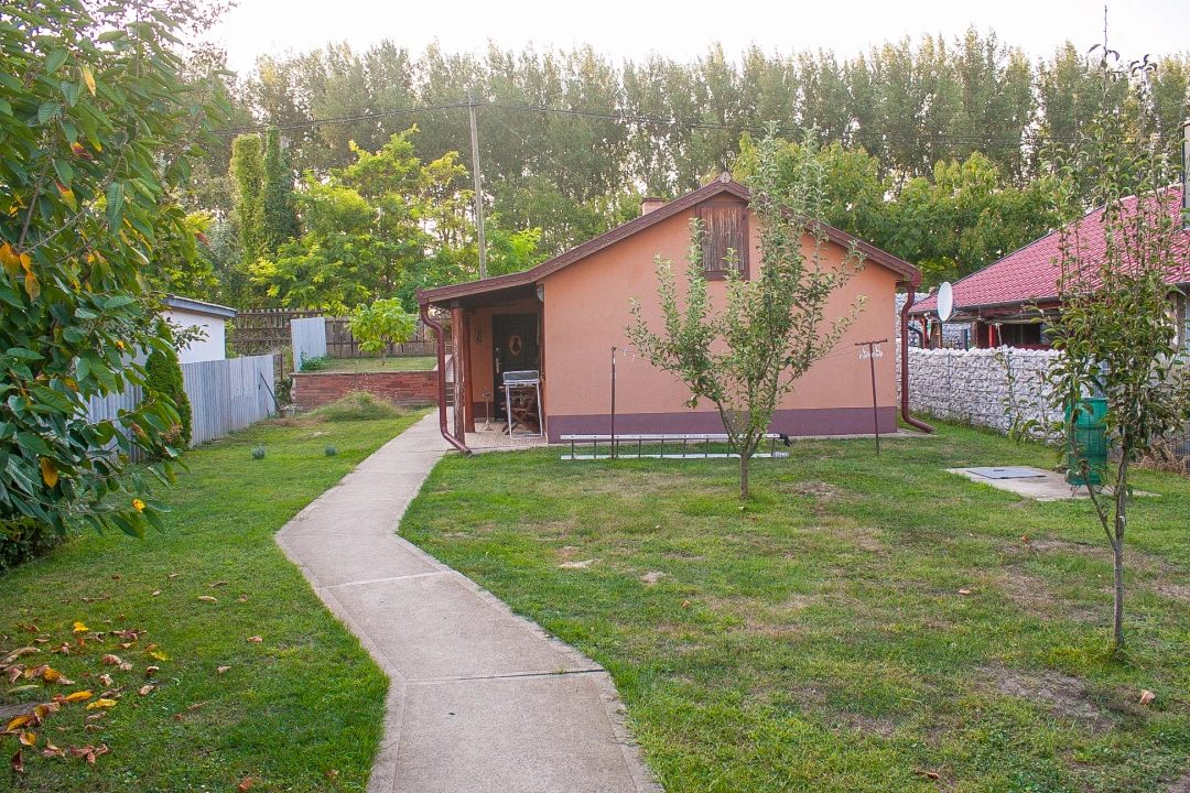 For sale weekend house, Balmazújváros