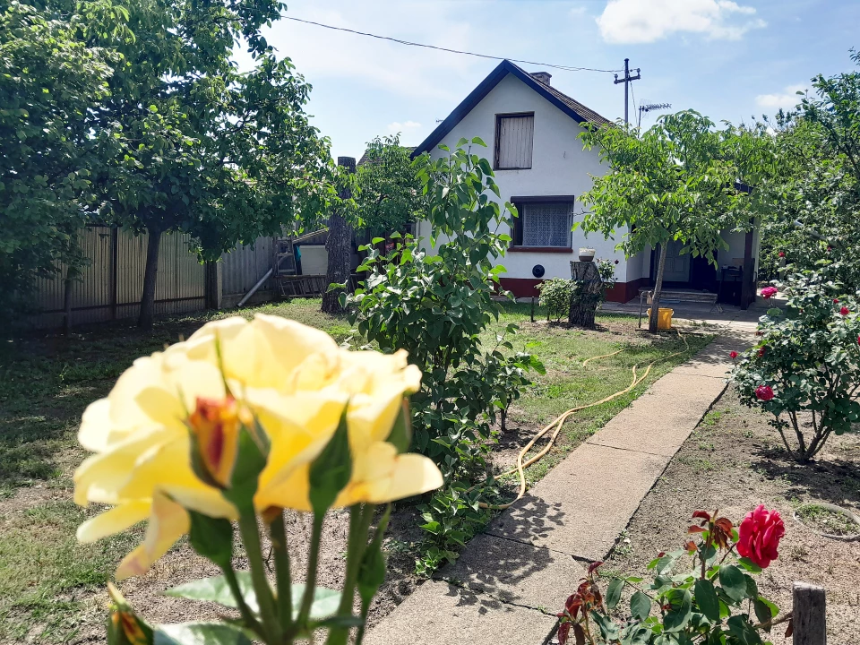 Eladó családi ház, Debrecen