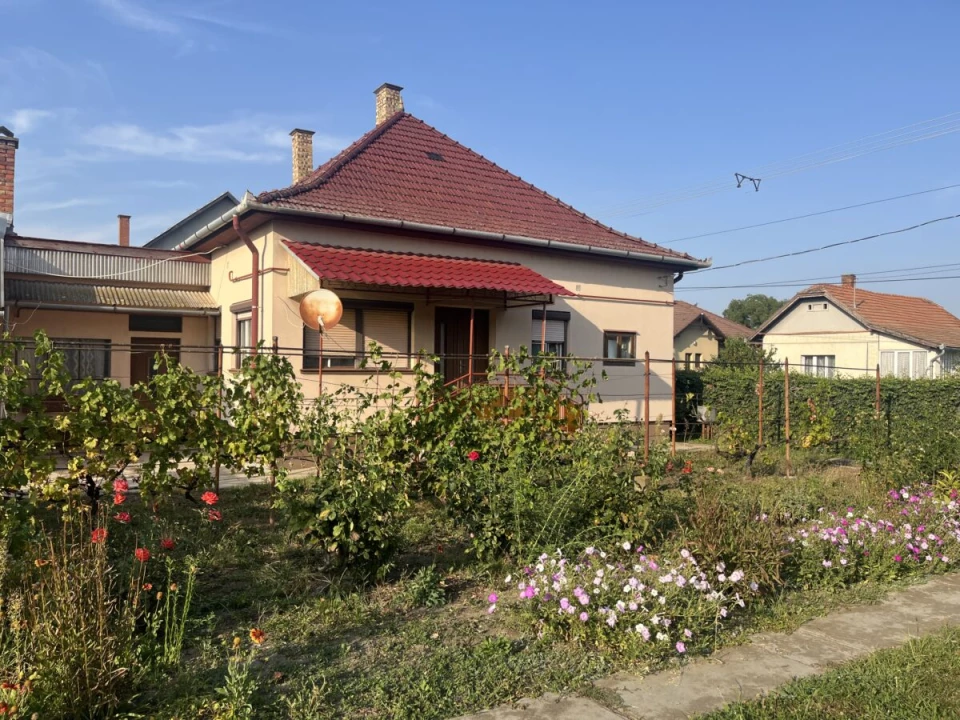 Eladó családi ház, Nádudvar