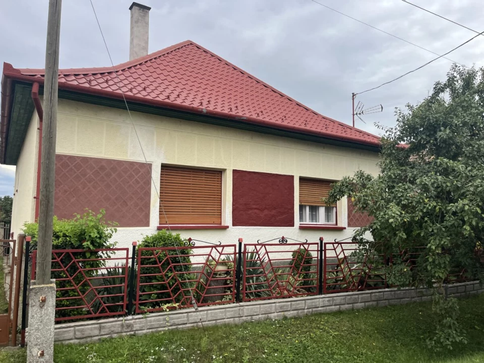 Eladó családi ház, Nádudvar