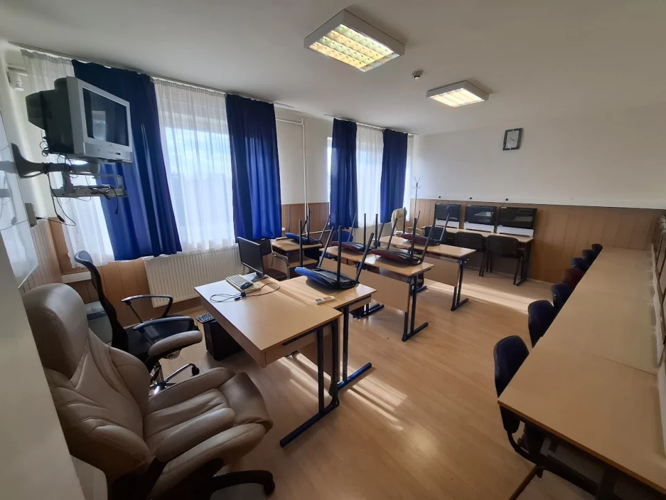 For sale immediate office, Balmazújváros