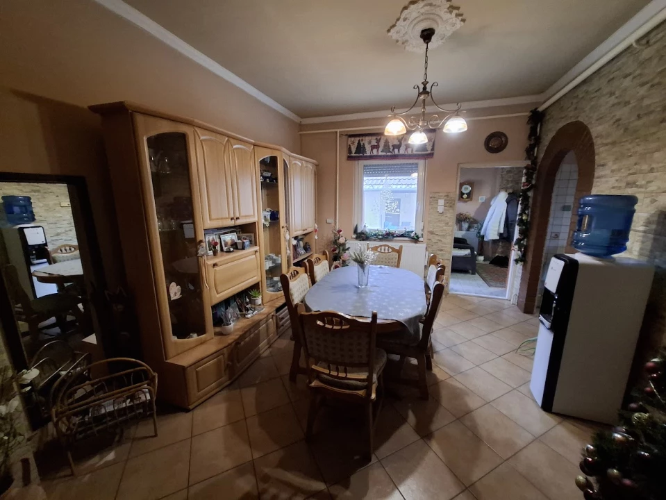 Eladó családi ház, Balmazújváros