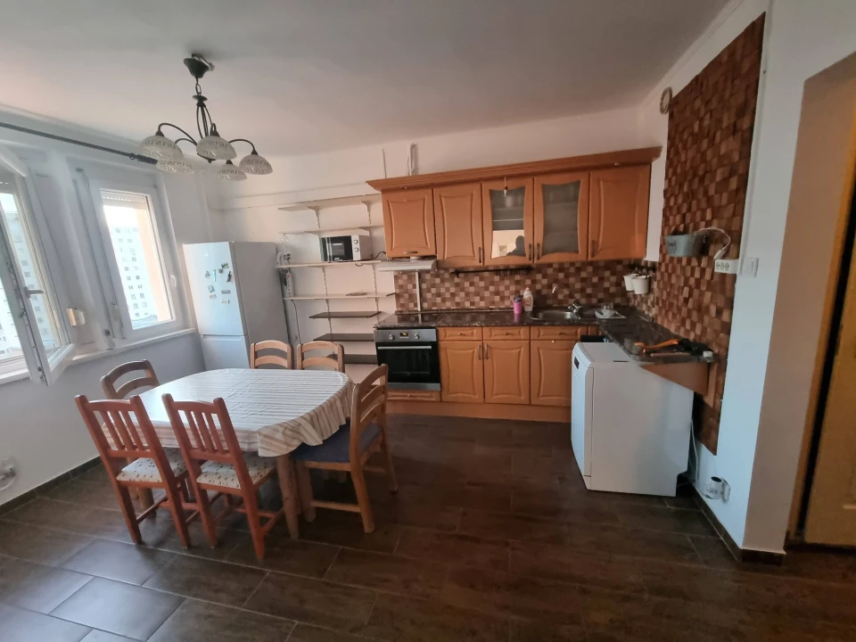 c3-2-name c2-20-name, Debrecen