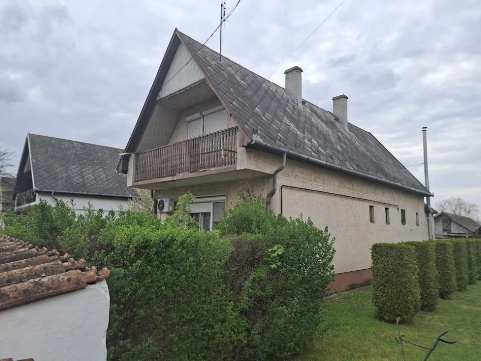 c3-1-name c2-1-name, Hajdúszovát