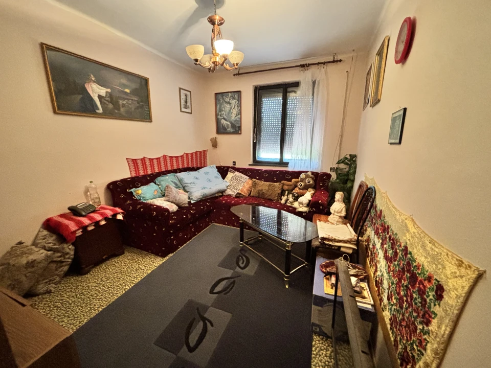 Eladó családi ház, Báránd