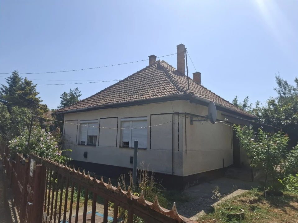 Eladó családi ház, Hajdúszovát