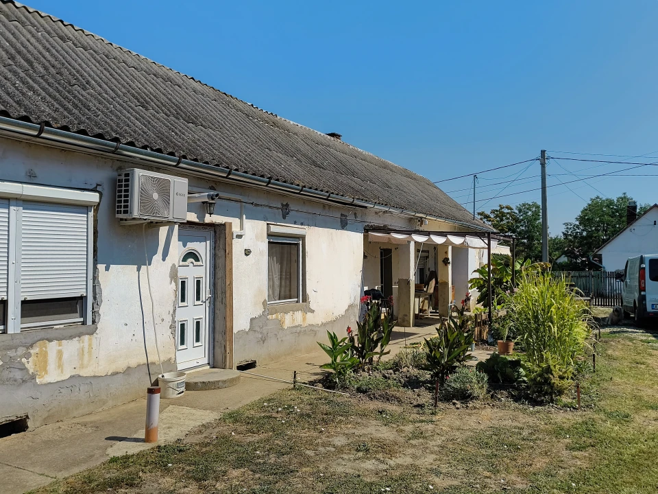 Eladó családi ház, Hajdúszovát