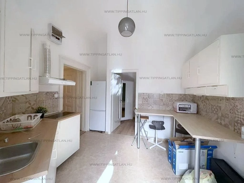 For sale brick flat, Budapest VIII. kerület, Palotanegyed