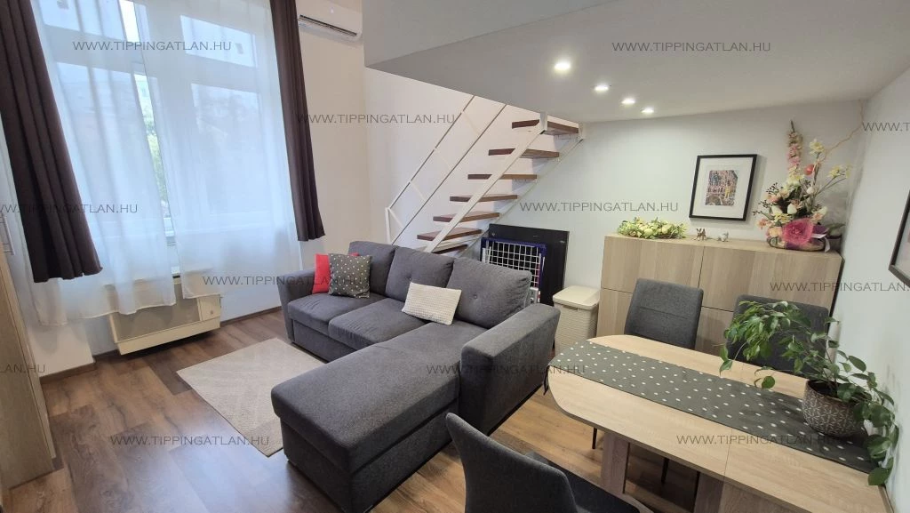 For sale brick flat, Budapest VIII. kerület, Baross utca