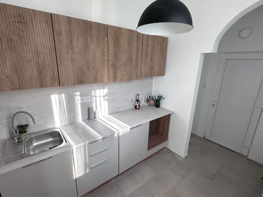Eladó lakás, Budapest 4. ker.