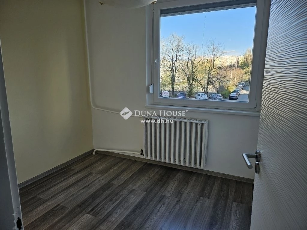 For sale panel flat, Budapest III. kerület, Békásmegyer