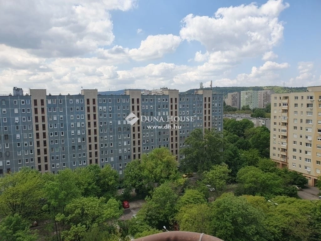 Eladó lakás, Budapest 3. ker.