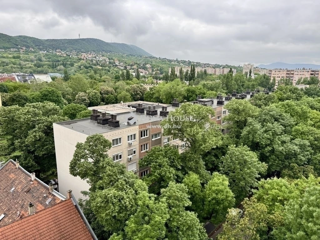 Eladó lakás, Budapest 3. ker.