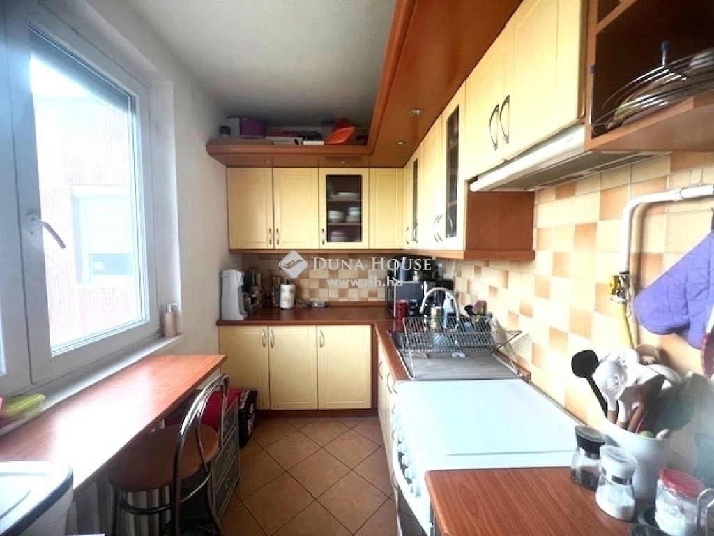 Eladó lakás, Budapest 3. ker.