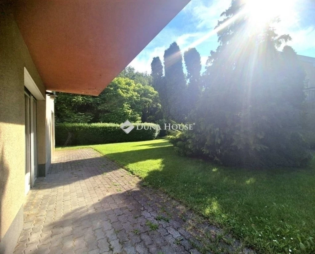 For sale brick flat, Budapest III. kerület