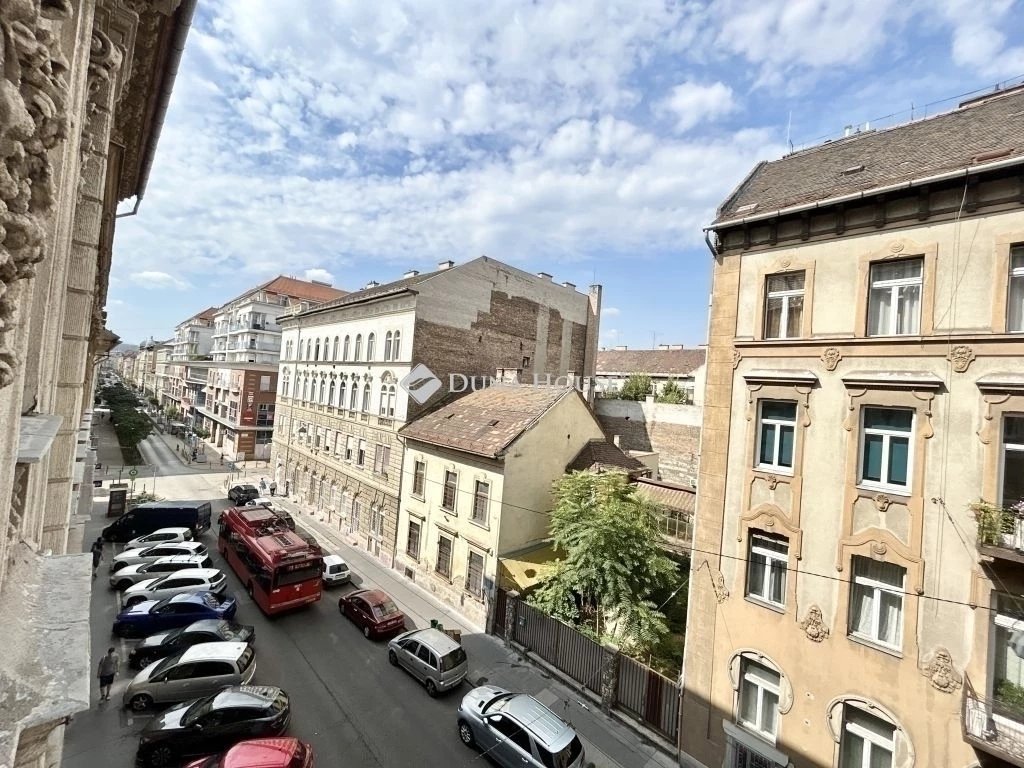 For sale brick flat, Budapest VII. kerület, Nagykörúton kívüli terület