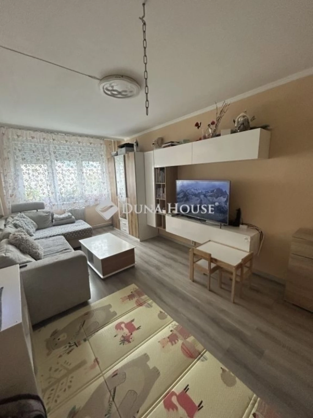 Eladó lakás, Budapest 3. ker.