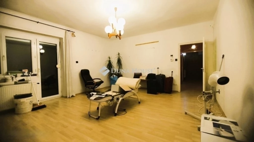 For sale brick flat, Budapest I. kerület