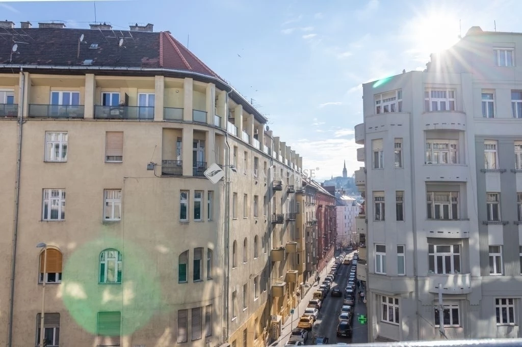 For sale brick flat, Budapest II. kerület