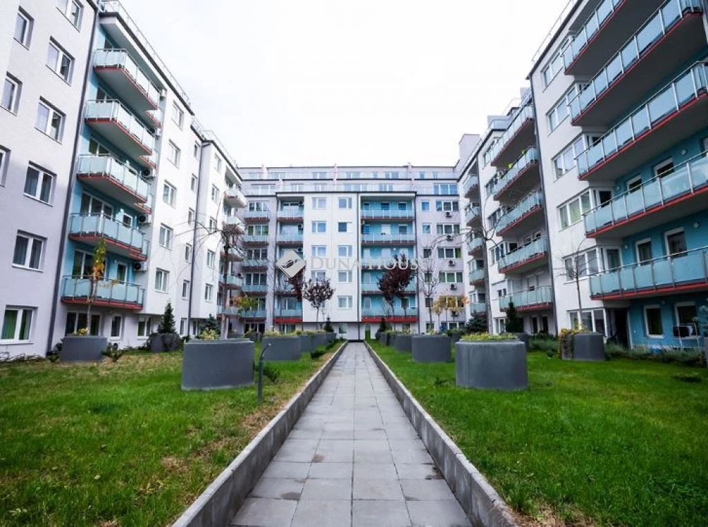 For sale brick flat, Budapest XIII. kerület, Röppentyű utca