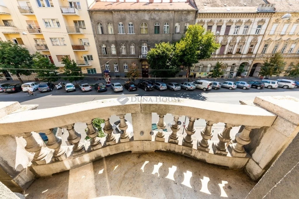 For sale brick flat, Budapest VII. kerület, Damjanich utca