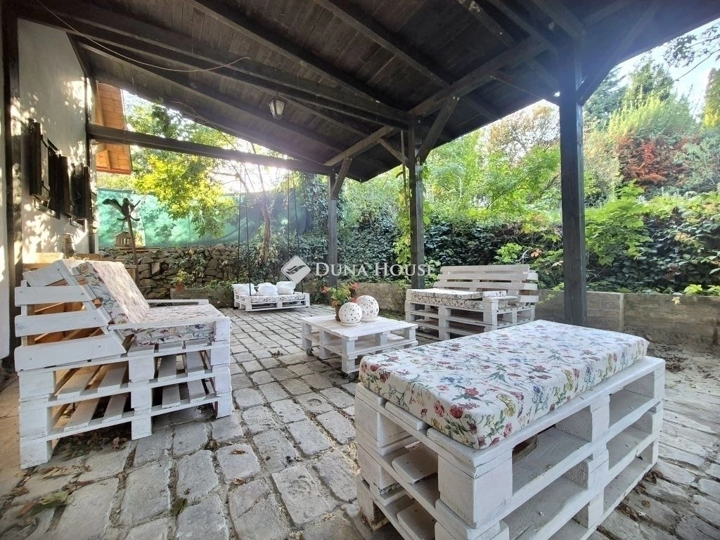 Eladó ház, Tahitótfalu