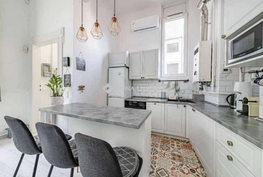 For sale brick flat, Budapest V. kerület, Belváros