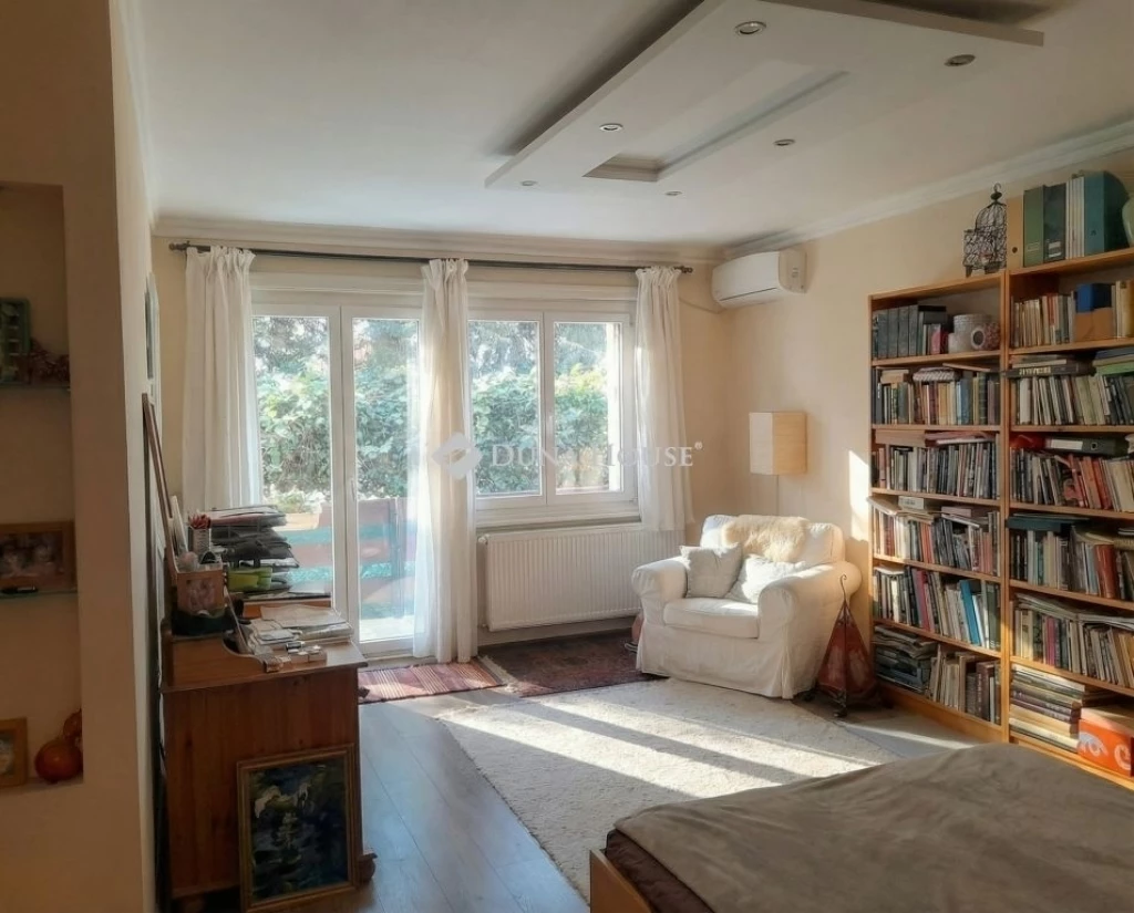 For sale brick flat, Budapest XII. kerület, Kissvábhegy