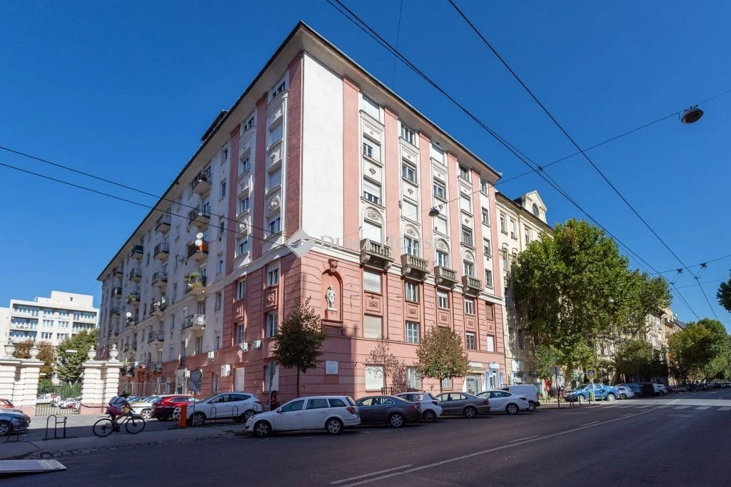 For sale brick flat, Budapest VII. kerület, Damjanich utca