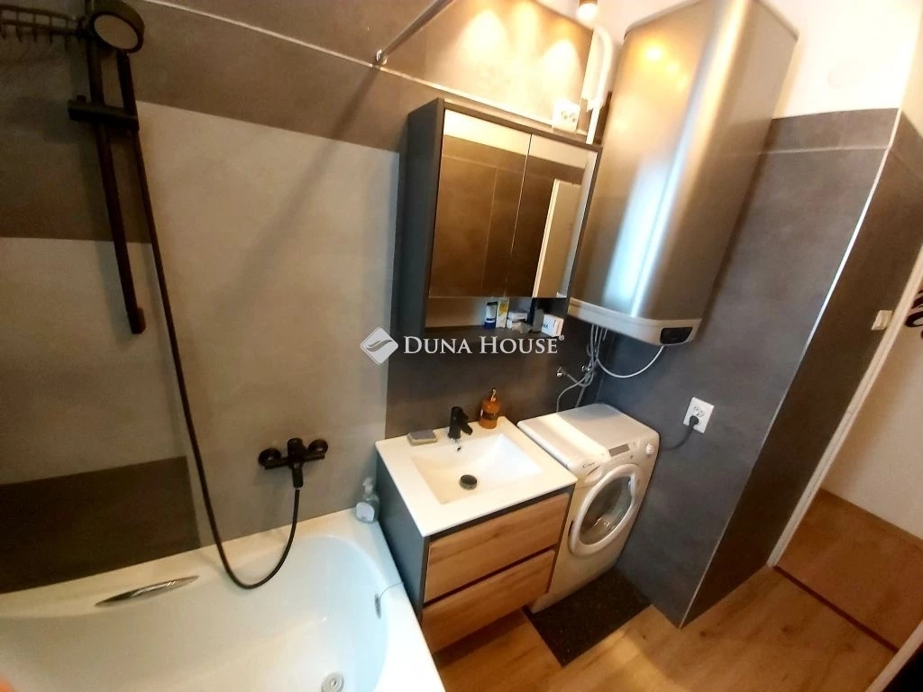 For sale other flat, Budapest IV. kerület, Megyer - Izzó lakótelep