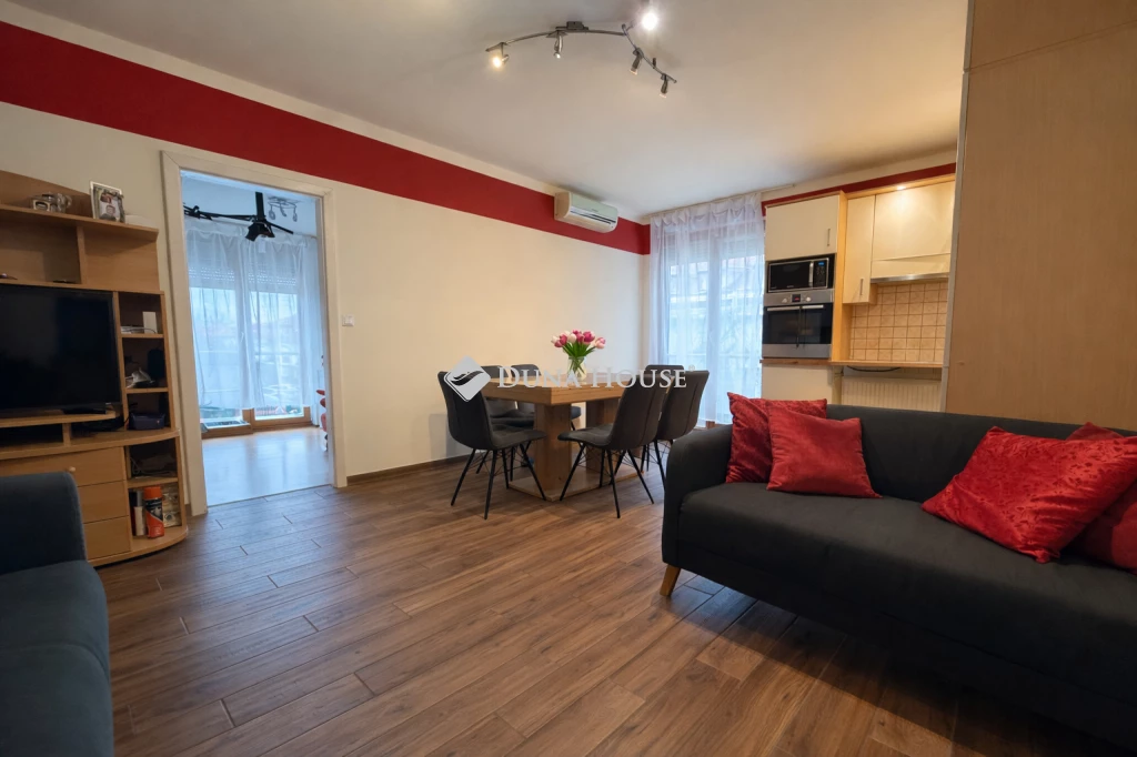 For sale brick flat, Dunakeszi, Alagliget lakópark