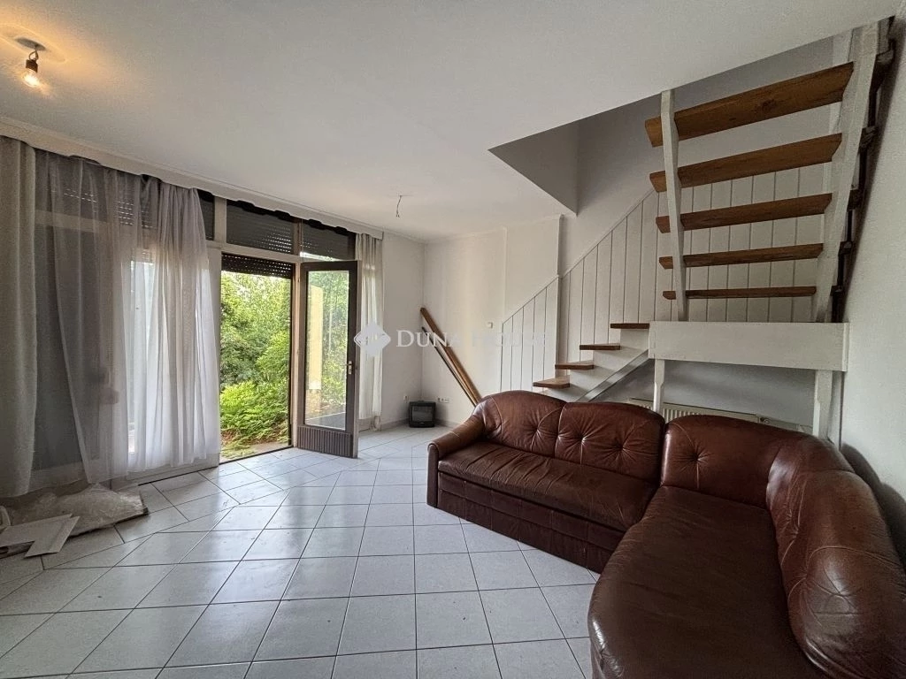 For sale semi-detached house, Leányfalu