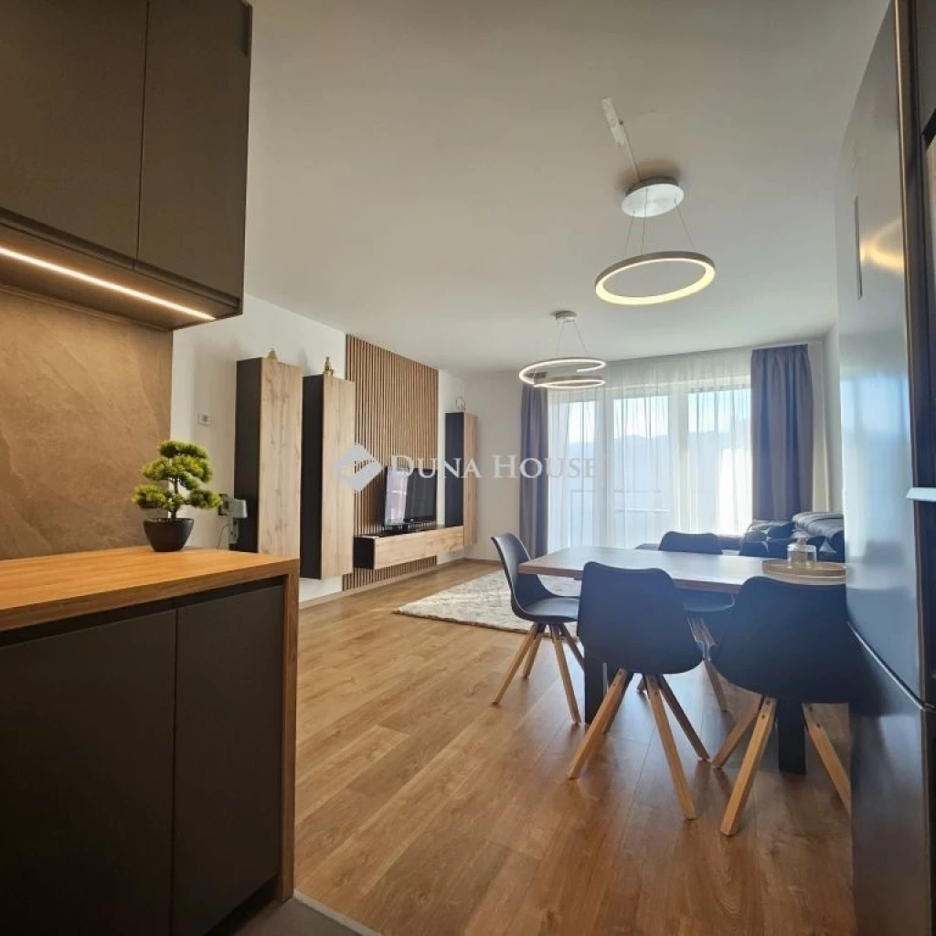 For rent brick flat, Budapest III. kerület