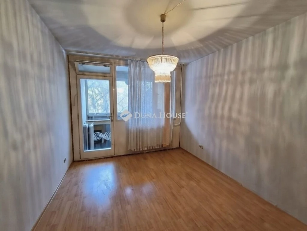 Eladó lakás, Budapest 3. ker.