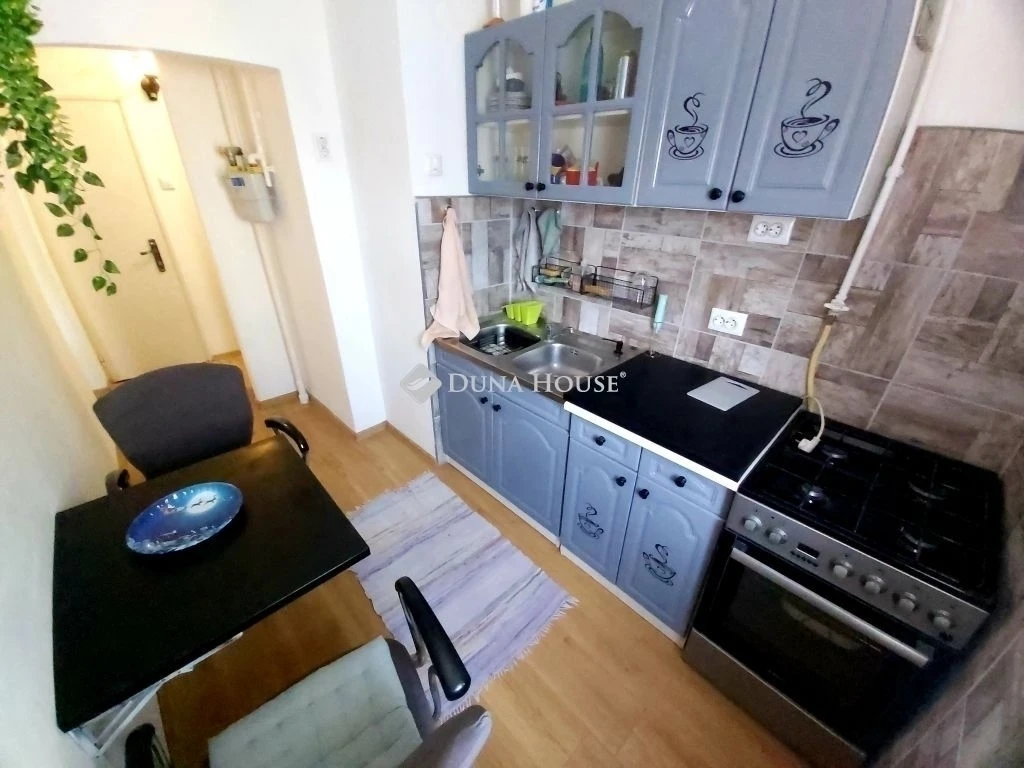 Eladó lakás, Budapest 4. ker.