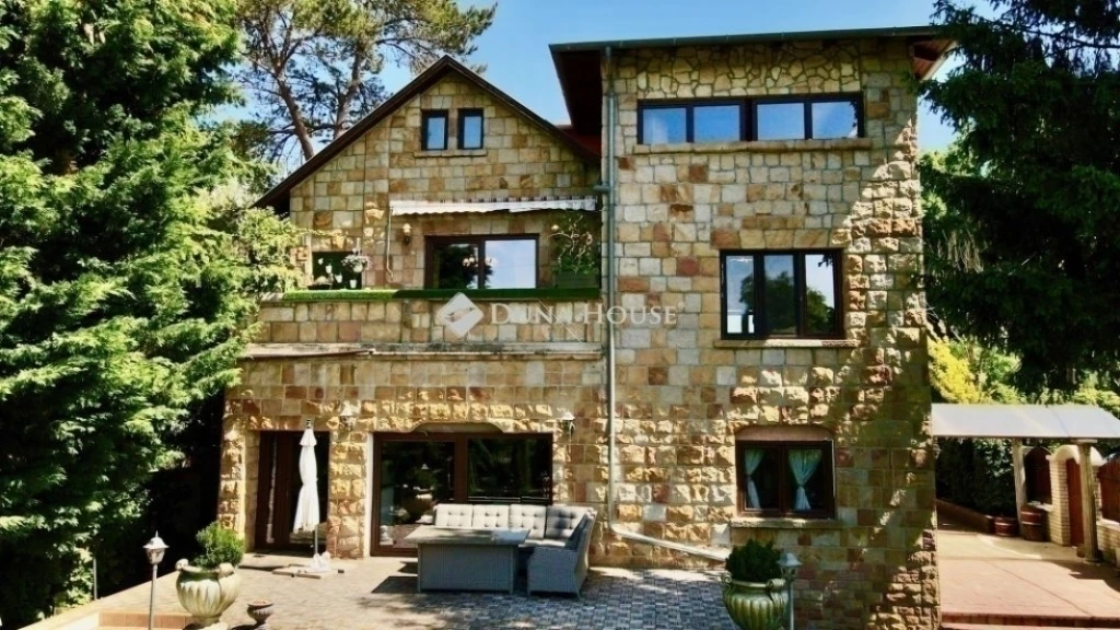 Eladó ház, Budapest 2. ker.