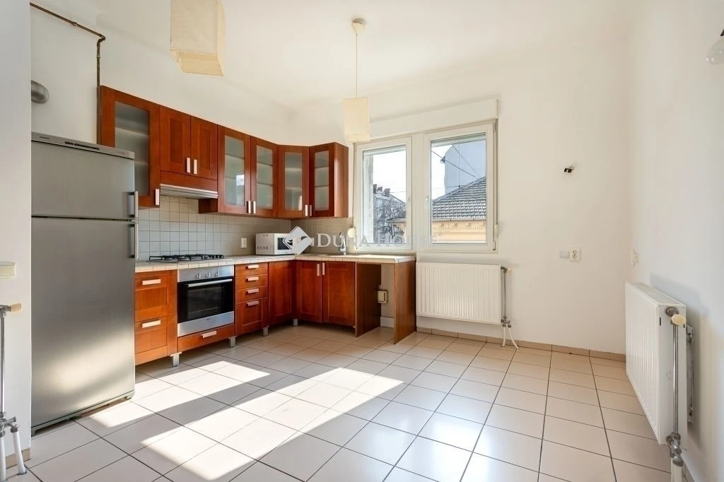 c3-1-name c2-19-name, Budapest XIV. kerület, Istvánmező