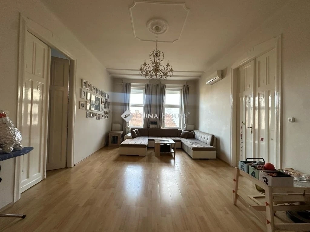 Eladó lakás, Budapest 2. ker.
