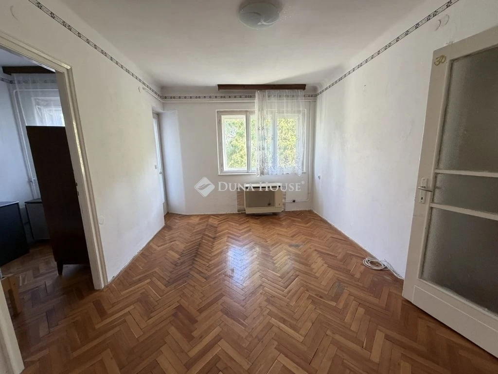 Eladó lakás, Budapest 3. ker.