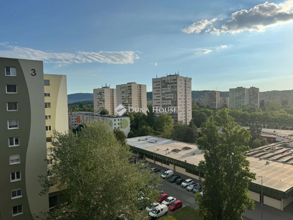 Eladó lakás, Budapest 3. ker.