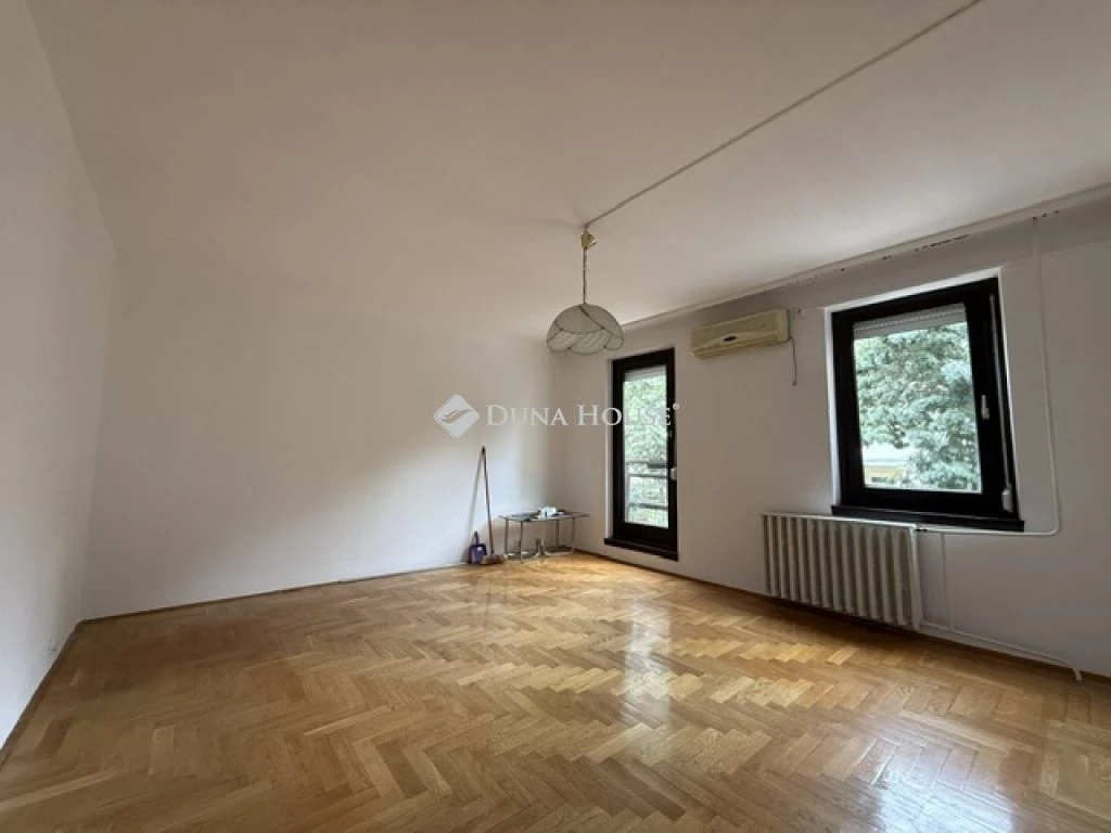 Eladó lakás, Budapest 3. ker.