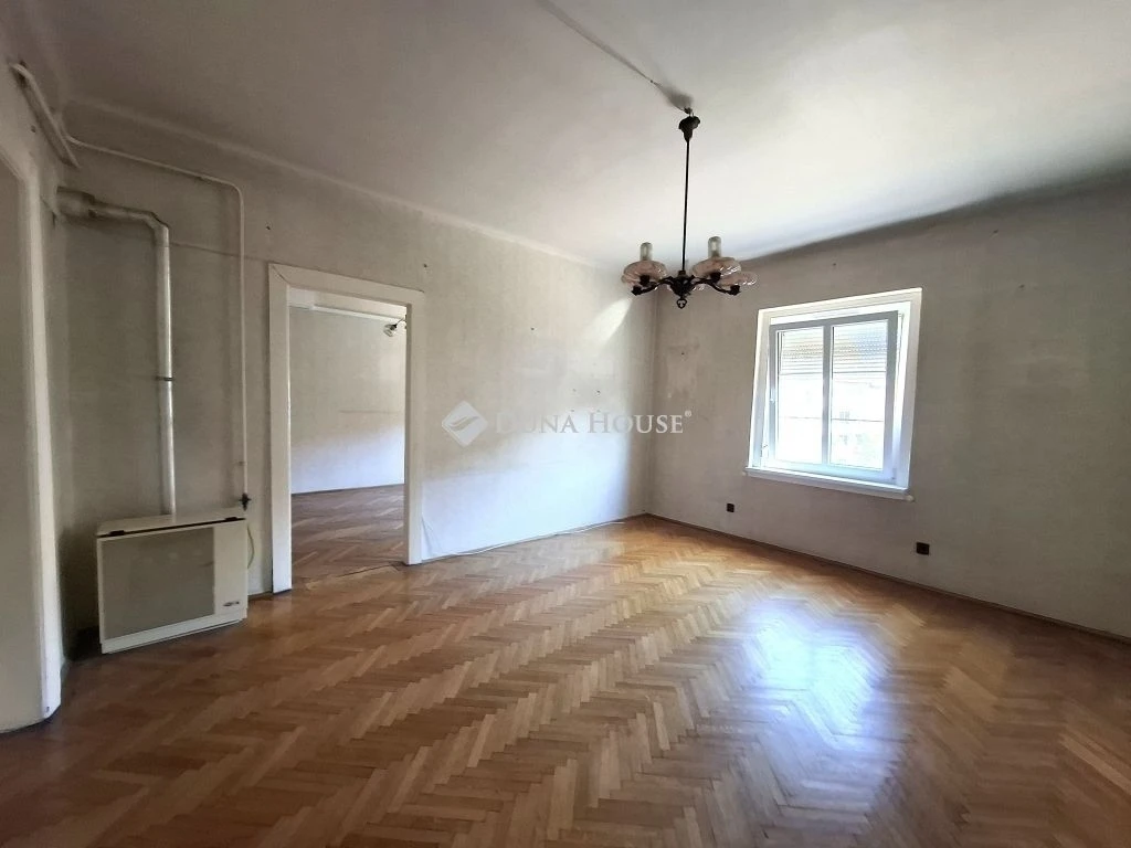 Eladó lakás, Budapest 3. ker.
