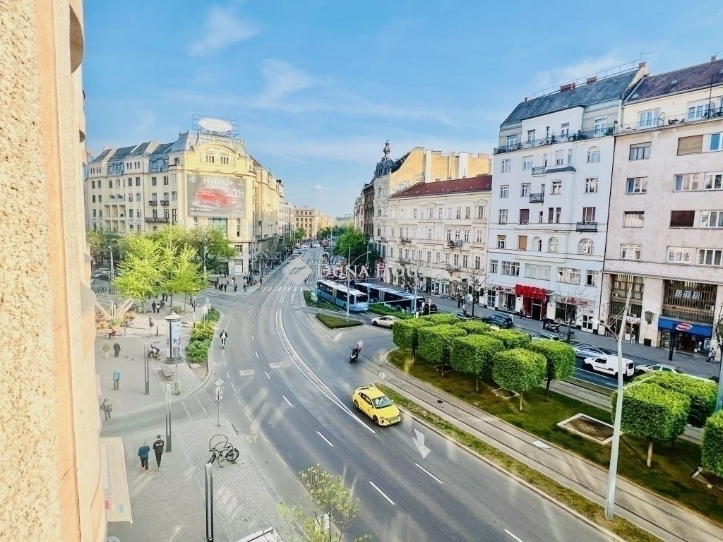 c3-1-name c2-19-name, Budapest VII. kerület, Károly körút
